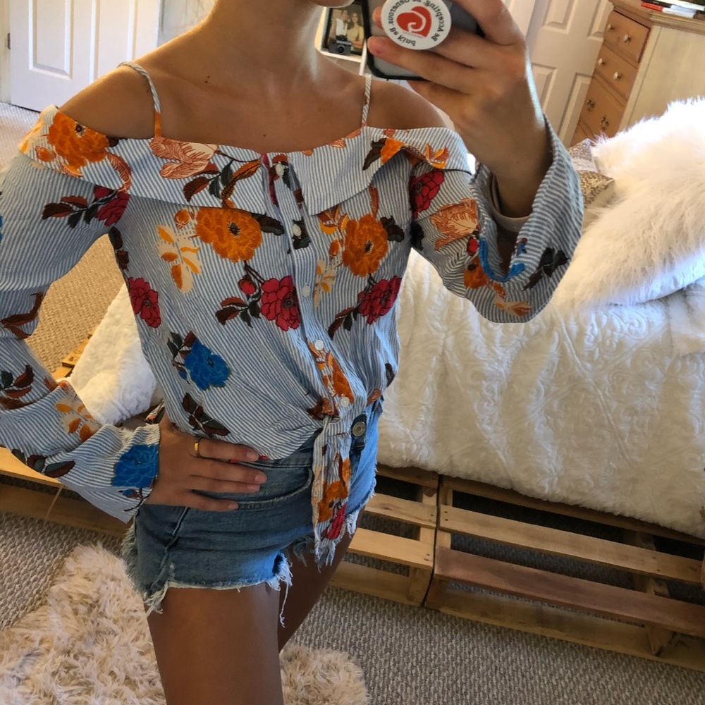 Floral top